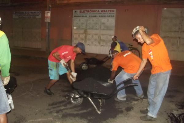 Prefeitura melhora pavimentação de ruas e avenidas de Floriano