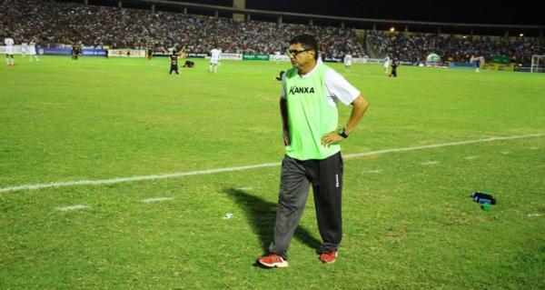 Em nota, River-PI se despede de Fl&aacute;vio e deseja sorte ao t&eacute;cnico no Fortaleza.(Imagem:Josiel Martins)