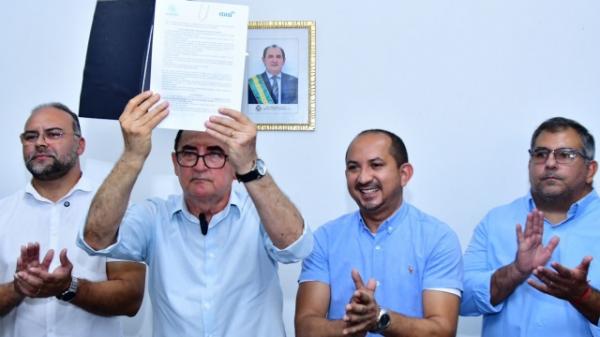 Poder Legislativo acompanha lan&ccedil;amento dos editais do concurso p&uacute;blico de Floriano(Imagem:CMF)