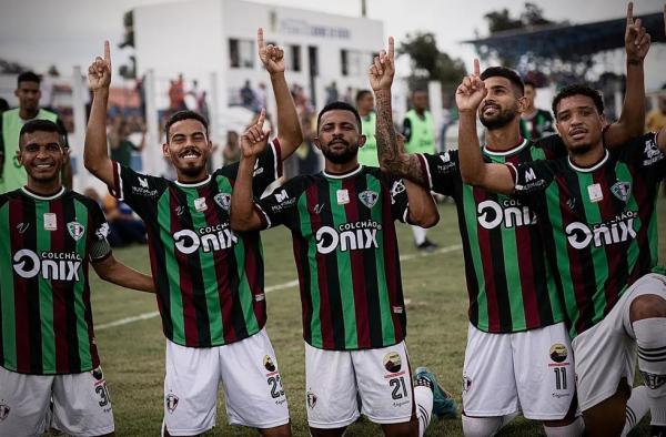  O Fluminense-PI vai atr&aacute;s da lideran&ccedil;a da competi&ccedil;&atilde;o.(Imagem:Weslley Douglas/Fluminense E.C. )