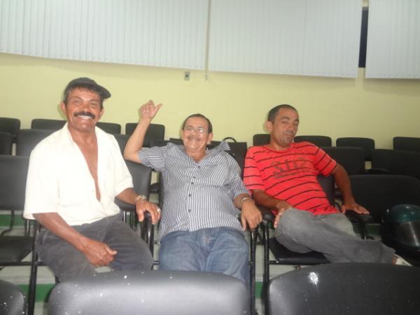 C&acirc;mara Municipal de Floriano encerra Sess&otilde;es da primeira quinzena do m&ecirc;s de junho.(Imagem:FlorianoNews)