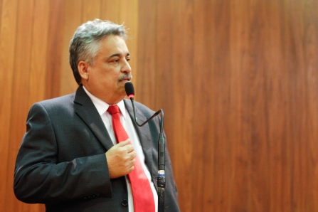 Robert Rios teme divisão entre os brasileiros