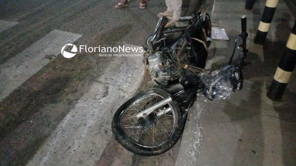 Acidente grave deixa uma mulher morta e outra ferida na Avenida Calisto Lobo, em Floriano.(Imagem:FlorianoNews)