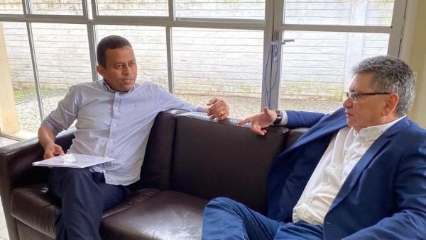 Deputado federal Dr. Francisco Costa se re&uacute;ne com superintendente do DNIT-PI.(Imagem:Reprodu&ccedil;&atilde;o/Instagram)