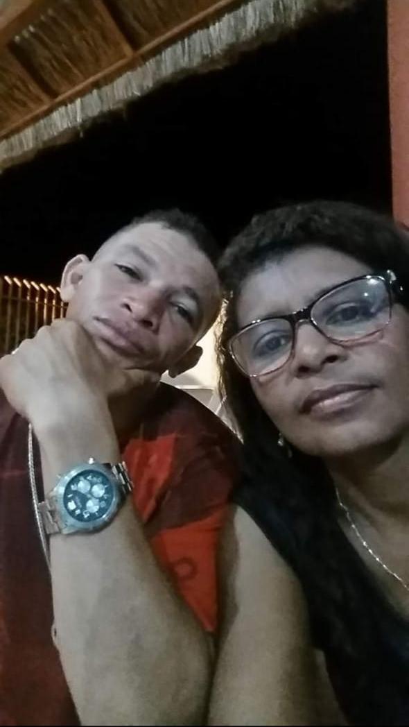Mulher morre após colisão entre moto e veículo na cidade de Altos