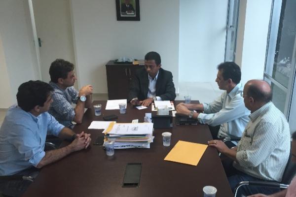 Prefeito Gilberto Jr e Sec. Bigman t&ecirc;m audi&ecirc;ncia com Secret&aacute;rio Estadual de Sa&uacute;de.(Imagem:SECOM)