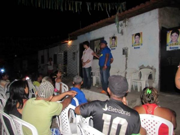 En&eacute;as Maia visita zona norte de Teresina.(Imagem:Assessoria)