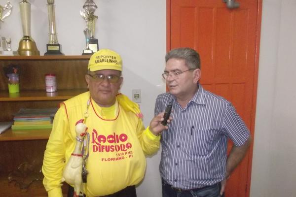 Secret&aacute;rio de Educa&ccedil;&atilde;o fala sobre in&iacute;cio das aulas em Floriano.(Imagem:FlorianoNews)