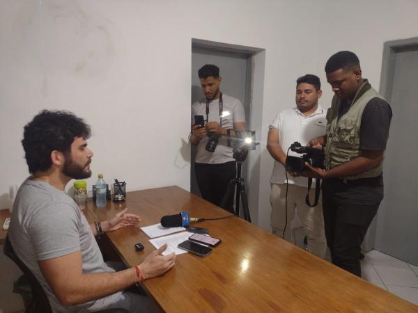 Coletiva de imprensa no gabinete do deputado Dr. Marcus Vinícius destaca valorização da comunicação