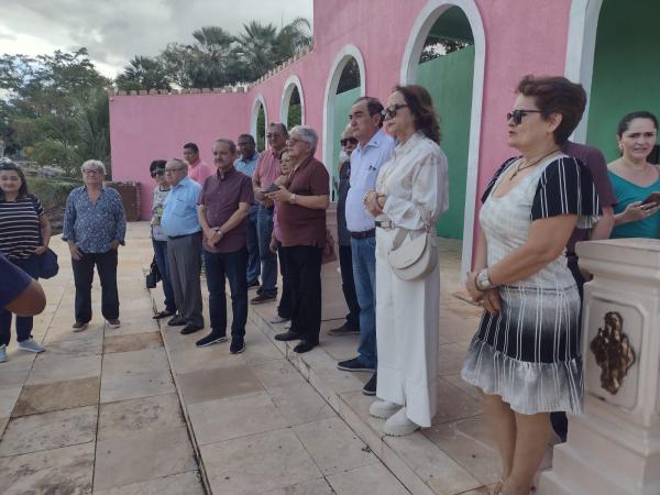 Membros da APL fazem visita hist&oacute;rica &agrave; Floriano(Imagem:FlorianoNews)