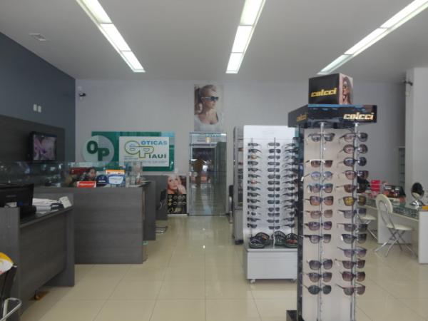 Óticas Piauí completa 20 anos em Floriano.(Imagem:FlorianoNews)
