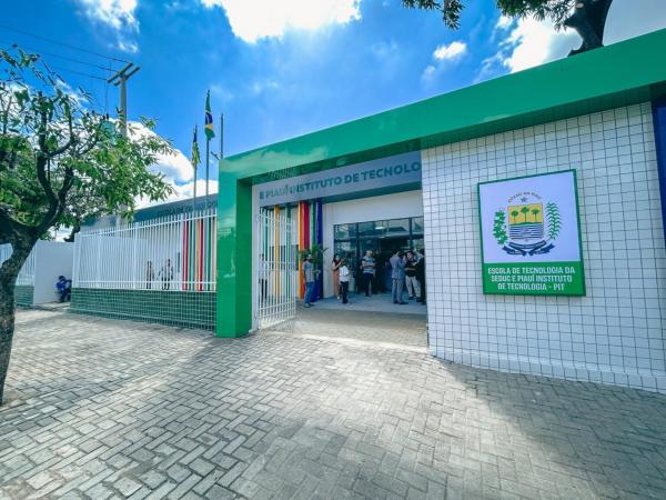 Governo do Estado fortalece educação em Teresina com escolas padrão ouro, maior investimento da Uespi e concurso para professores(Imagem:João Allbert)