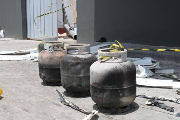 Padaria teve cozinha completamente destru&iacute;da por inc&ecirc;ndio na Zona Leste de Teresina.(Imagem:Ellen Pessoa/G1)