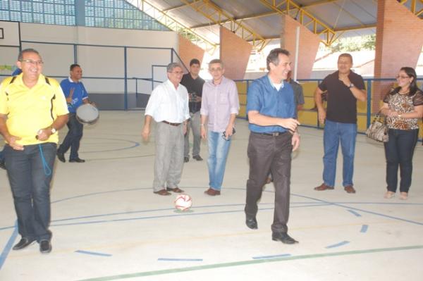 Escola Municipal Jos&eacute; Francisco Dutra ganha Quadra Coberta.(Imagem:Secom)