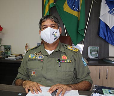 Juiz faz apelo e pede que eleitores comparecem às urnas no domingo