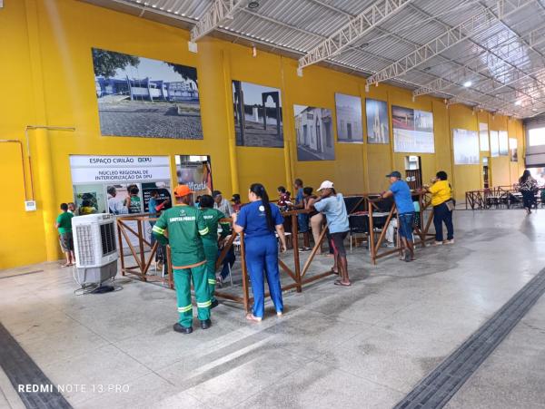 Floriano realiza a&ccedil;&atilde;o no Mercado P&uacute;blico no Dia D de Luta contra as Hepatites(Imagem:FlorianoNews)
