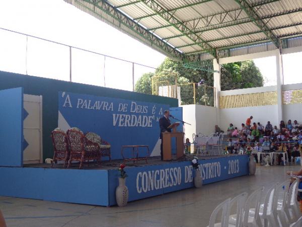 Testemunhas de Jeov&aacute; se re&uacute;nem em Congresso de Distrito.(Imagem:FlorianoNews)