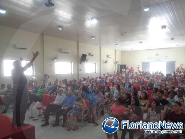  Igrejas evang&eacute;licas comemoraram o Dia do Pastor em Floriano.(Imagem:FlorianoNews)