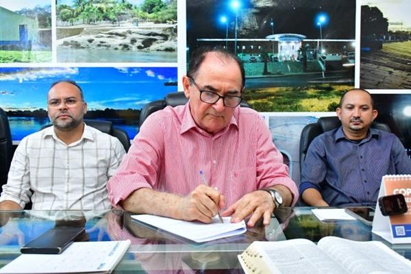 Minha Casa, Minha Vida: Prefeito Antônio Reis assina contratos para a construção de 372 casas