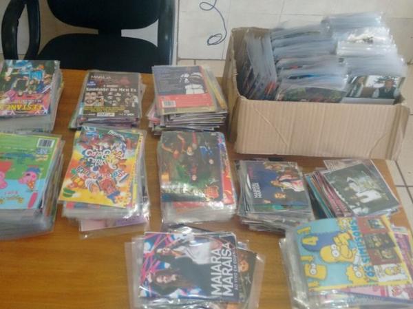Polícia Militar apreende CDs e DVDs piratas em Floriano