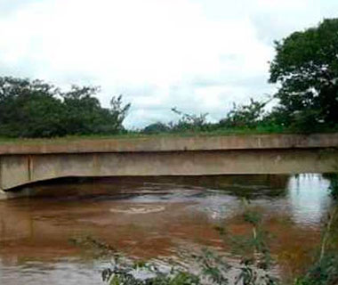 Dono de bar morre ao cair de ponte com 10 metros de altura