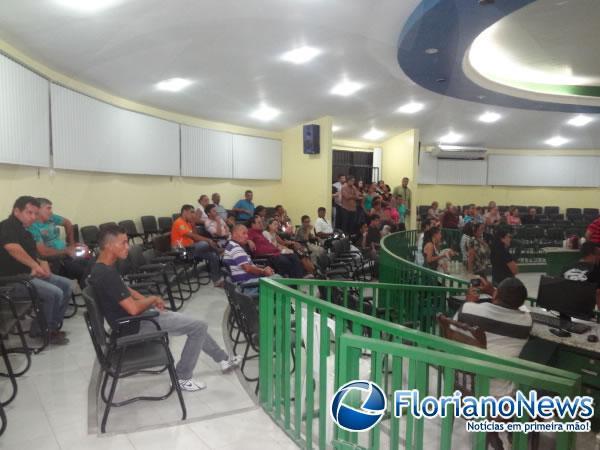 Corpo do ex-vereador Pedro Holanda foi velado na Câmara Municipal de Floriano. (Imagem:FlorianoNews)