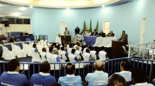 Terço dos Homens recebe homenagem da Câmara de Floriano.(Imagem:FlorianoNews)