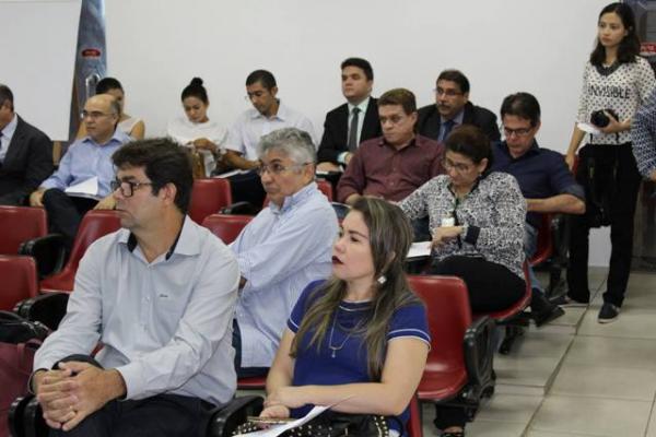 Fórum aponta soluções para enfrentar a crise econômica no Piauí.(Imagem:ASCOM)