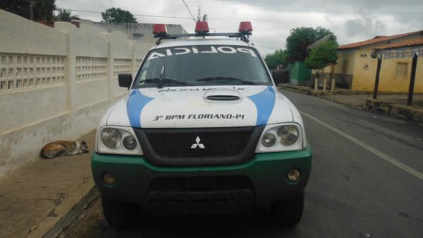 Opera&ccedil;&atilde;o policial envolveu 30 policiais, 4 viaturas e 1 helic&oacute;ptero.(Imagem:FlorianoNews)