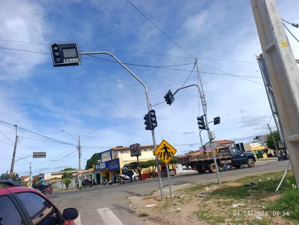 Semáforo em trecho das BRs em Floriano gera ajustes após reclamações de congestionamento(Imagem:FlorianoNews)