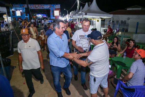 Ciro Nogueira cumpre agenda na regi&atilde;o Norte do Piau&iacute; e inaugura obras. (Imagem:Ascom)