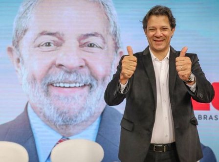 Com aval de Lula, Haddad é oficializado pelo PT candidato ao Planalto