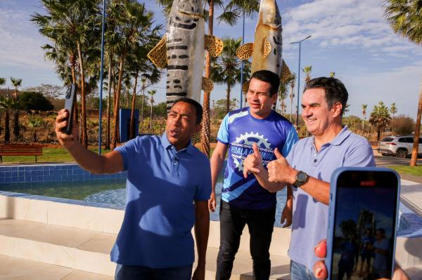 Em Caxingó, Ciro Nogueira participa de passeio ciclístico e reforça entregas no município(Imagem:Ascom)
