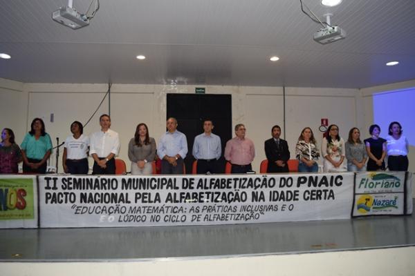 Professores de Floriano e Nazaré do Piauí participam do II Seminário do Pnaic