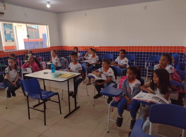 Projeto Amarelinho inicia visitas para o aguardado Show do Carrapeta 2023 em Bar&atilde;o de Graja&uacute;.(Imagem:FlorianoNews)