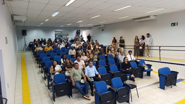 Seminário em Floriano reforça prevenção ao câncer colorretal e realiza atendimentos pelo SUS(Imagem:FlorianoNews)