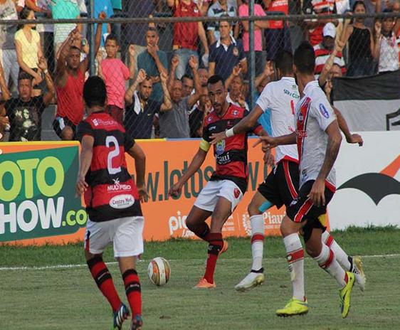 River e Flamengo empatam em 1 X 1 no Lindolfo Monteiro
