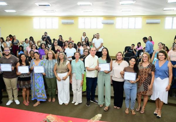 Educação de Floriano realiza solenidade de encerramento do Projeto de Fortalecimento da Aprendizagem.(Imagem:Secom)