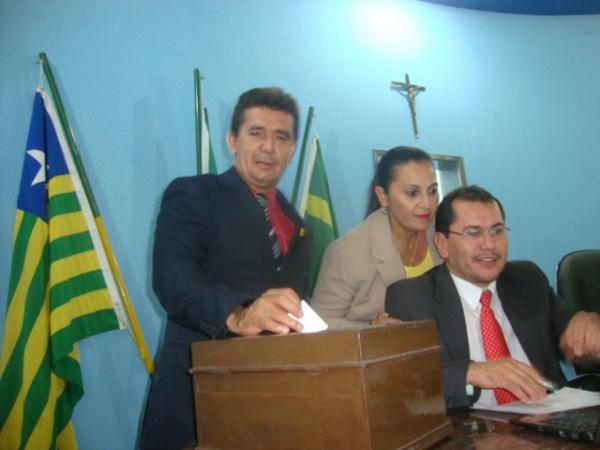 Definido o n&uacute;mero de parlamentares para a pr&oacute;xima legislatura. (Imagem:FlorianoNews)