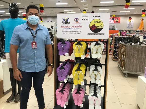 Jhoney Monteiro, chefe do setor de cal&ccedil;ados.(Imagem:FlorianoNews)