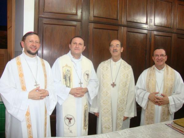 Bispos do Nordeste em visita a Floriano(Imagem:reda&ccedil;&atilde;o)