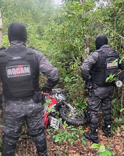 ROCAM do 3º BPM recupera motocicleta furtada em área de matagal em Floriano