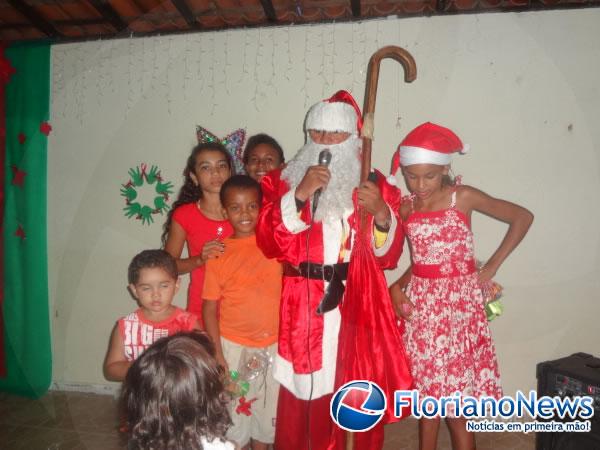 Escola Municipal Marcos Parente realizou Projeto Natal Criança Feliz.(Imagem:FlorianoNews)