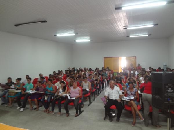 Justi&ccedil;a Eleitoral realizou treinamento com mes&aacute;rios de Bar&atilde;o de Graja&uacute;.(Imagem:FlorianoNews)