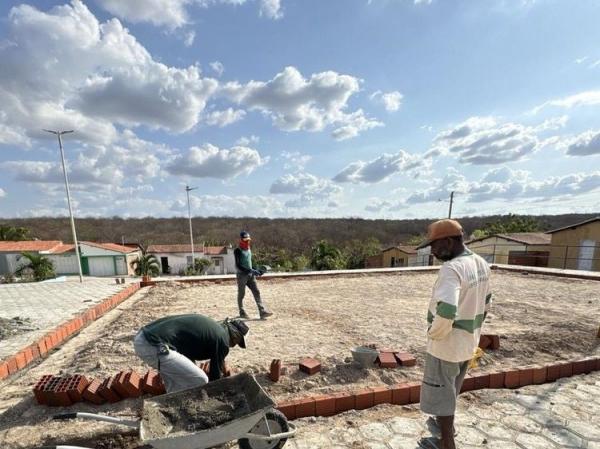 Obra da pra&ccedil;a no munic&iacute;pio de Francisco Macedo.(Imagem:Divulga&ccedil;&atilde;o)