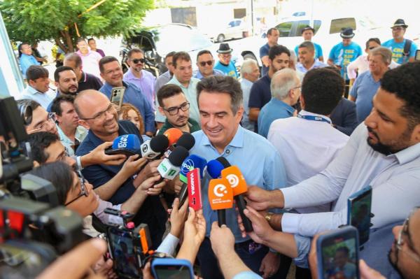 Ciro Nogueira celebra filiação de João Vicente Claudino(Imagem:Ascom)