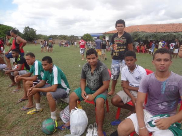 Dia esportivo marcou o feriado de 1&ordm; de maio em Bar&atilde;o de Graja&uacute;.(Imagem:FlorianoNews)