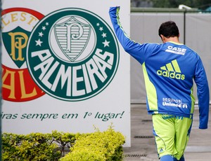 Andrés Sanches sonda o atacante Kleber para 2012
