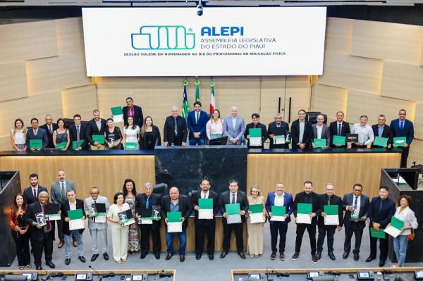 Sess&atilde;o solene comemorou o Dia do Profissional de Educa&ccedil;&atilde;o F&iacute;sica.(Imagem:Alepi)