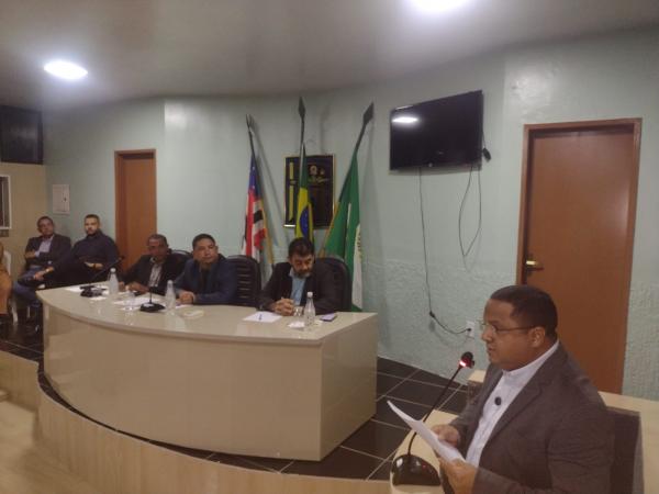 Vice-prefeito Ant&ocirc;nio Carlos, durante seu discurso.(Imagem:FlorianoNews)